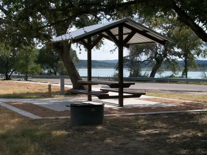 CRANES MILL PARK photo 5