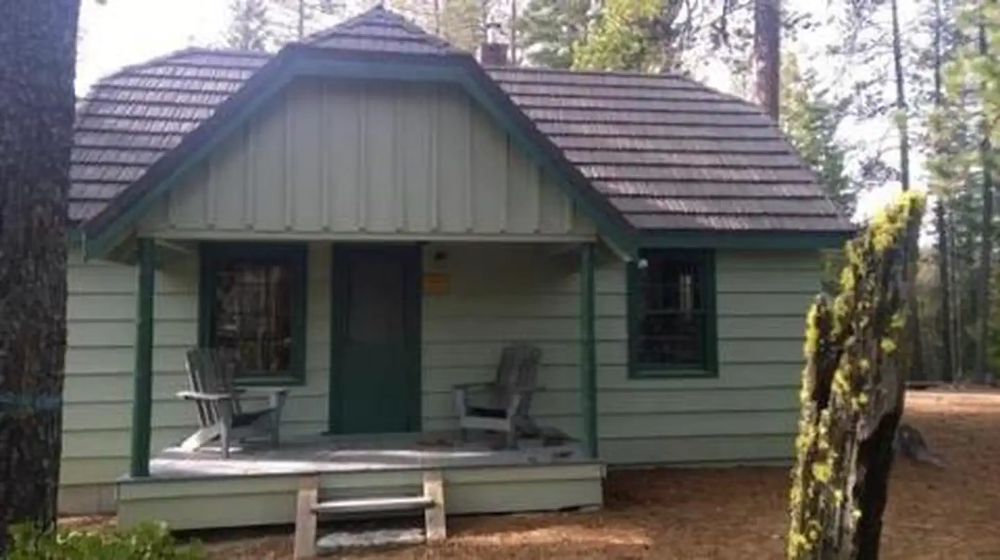 CRESCENT LAKE GUARD STATION photo 5