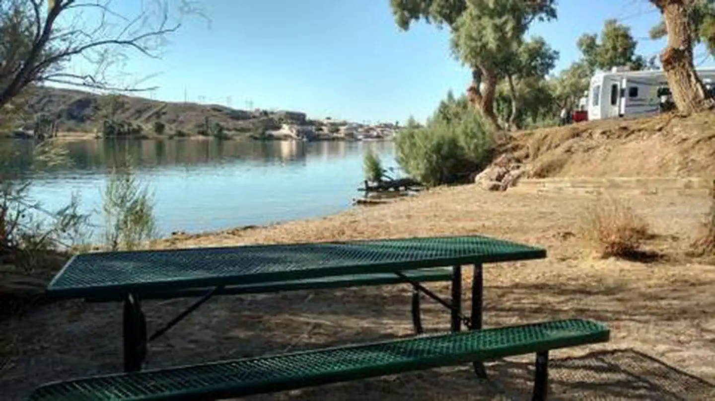 CROSSROADS CAMPGROUND photo 3