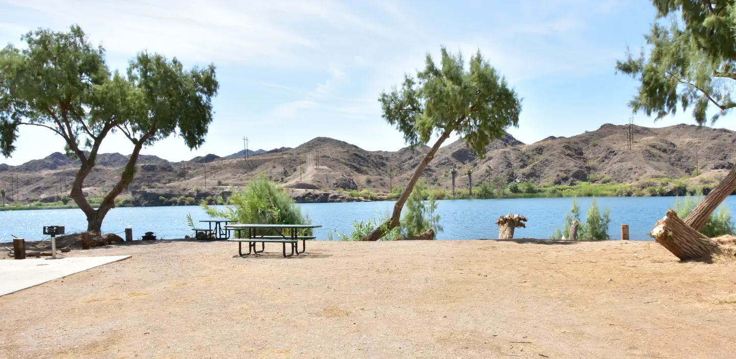 CROSSROADS CAMPGROUND photo 4