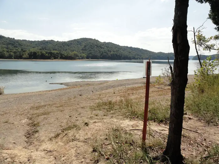 DALE HOLLOW LAKE - PRIMITIVE CAMPING photo 4