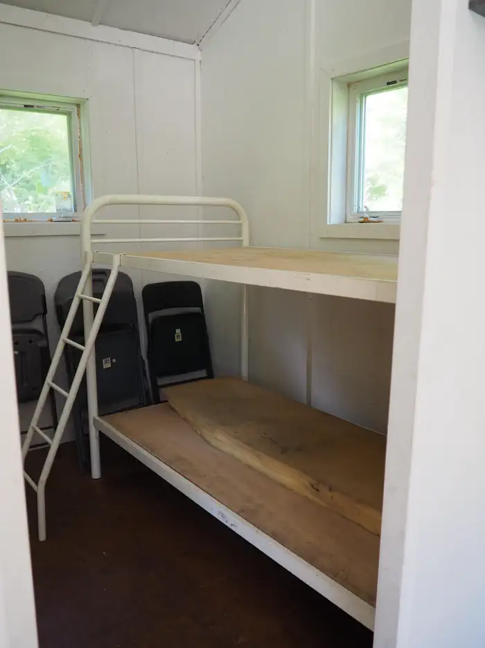 DEEP BAY CABIN photo 5