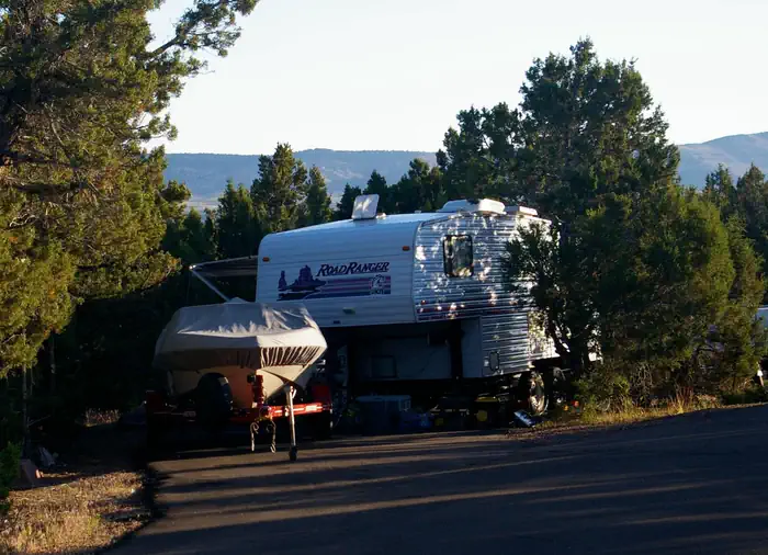 DEER RUN CAMPGROUND photo 3