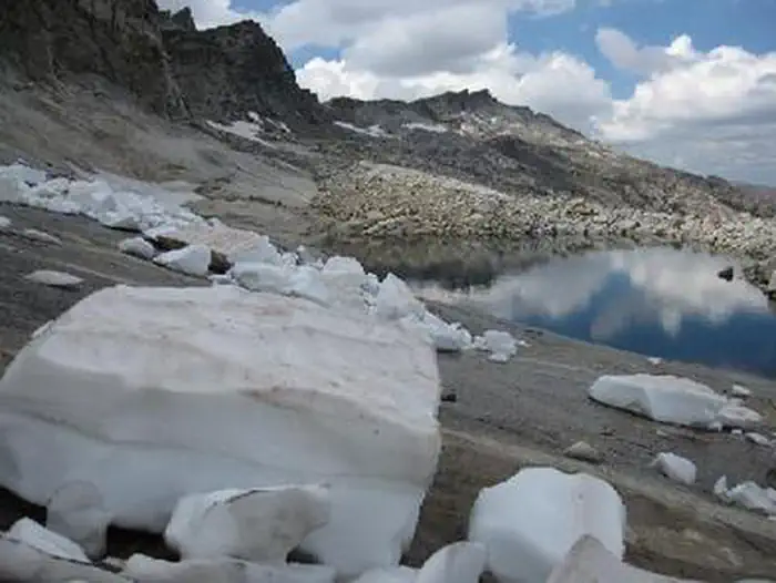 Desolation Wilderness Permit photo 3