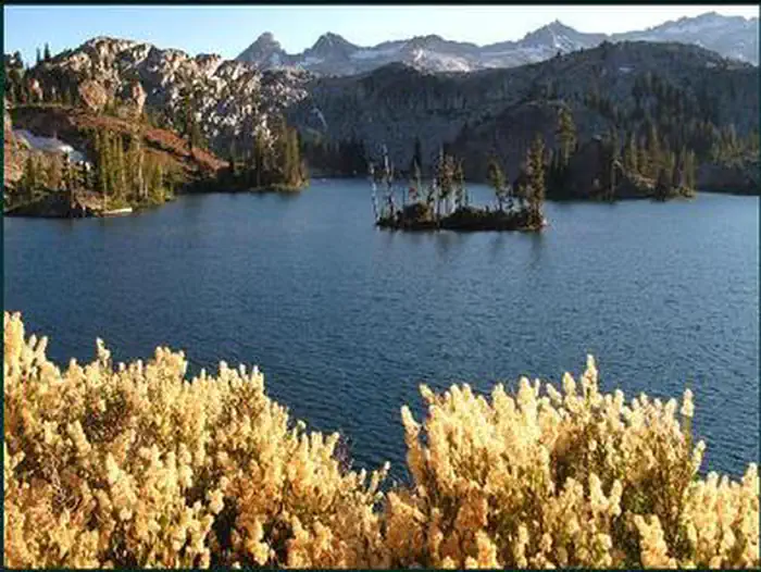 Desolation Wilderness Permit photo 5