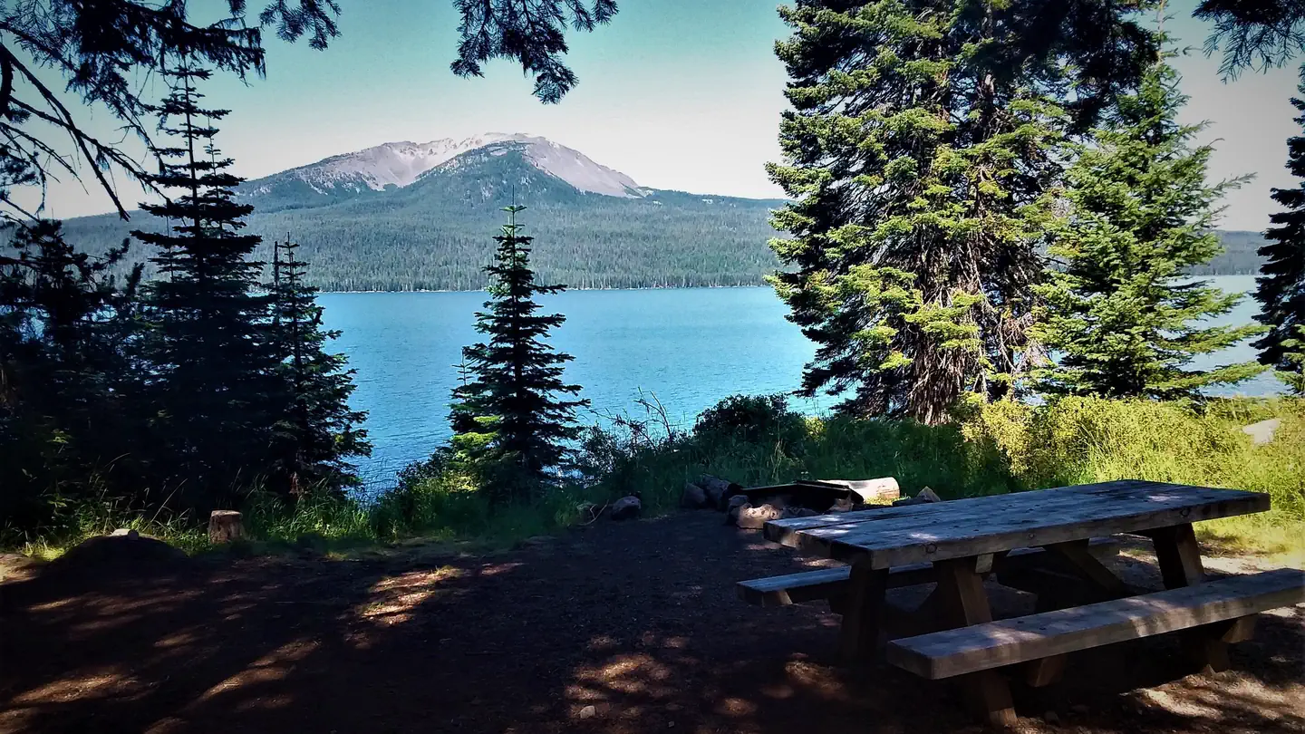 DIAMOND LAKE photo