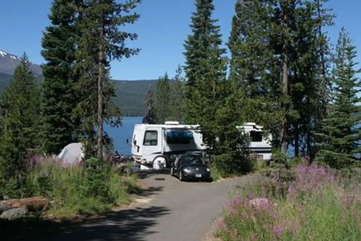 DIAMOND LAKE photo 4