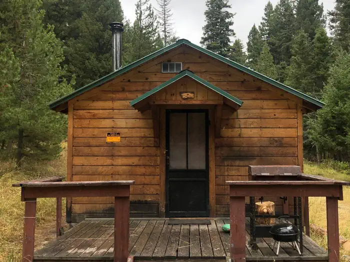 DOUGLAS CREEK CABIN photo 4