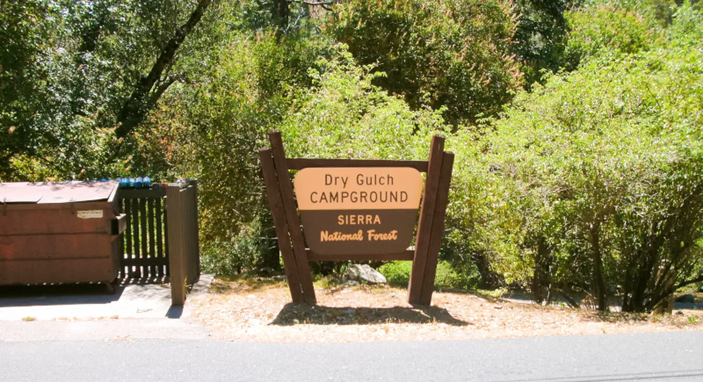 DRY GULCH photo 2