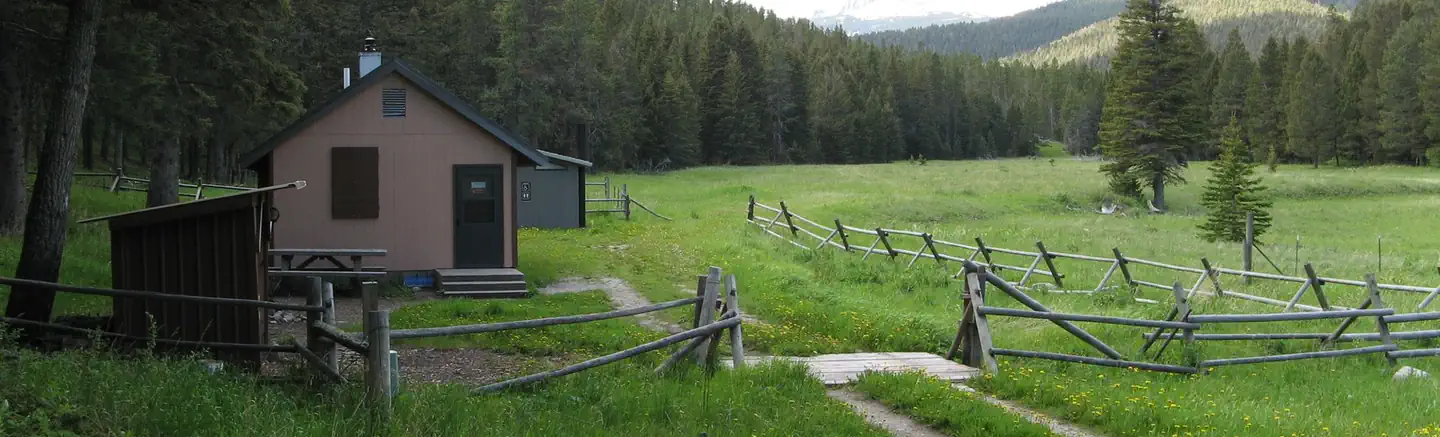 DRY WOLF CABIN photo