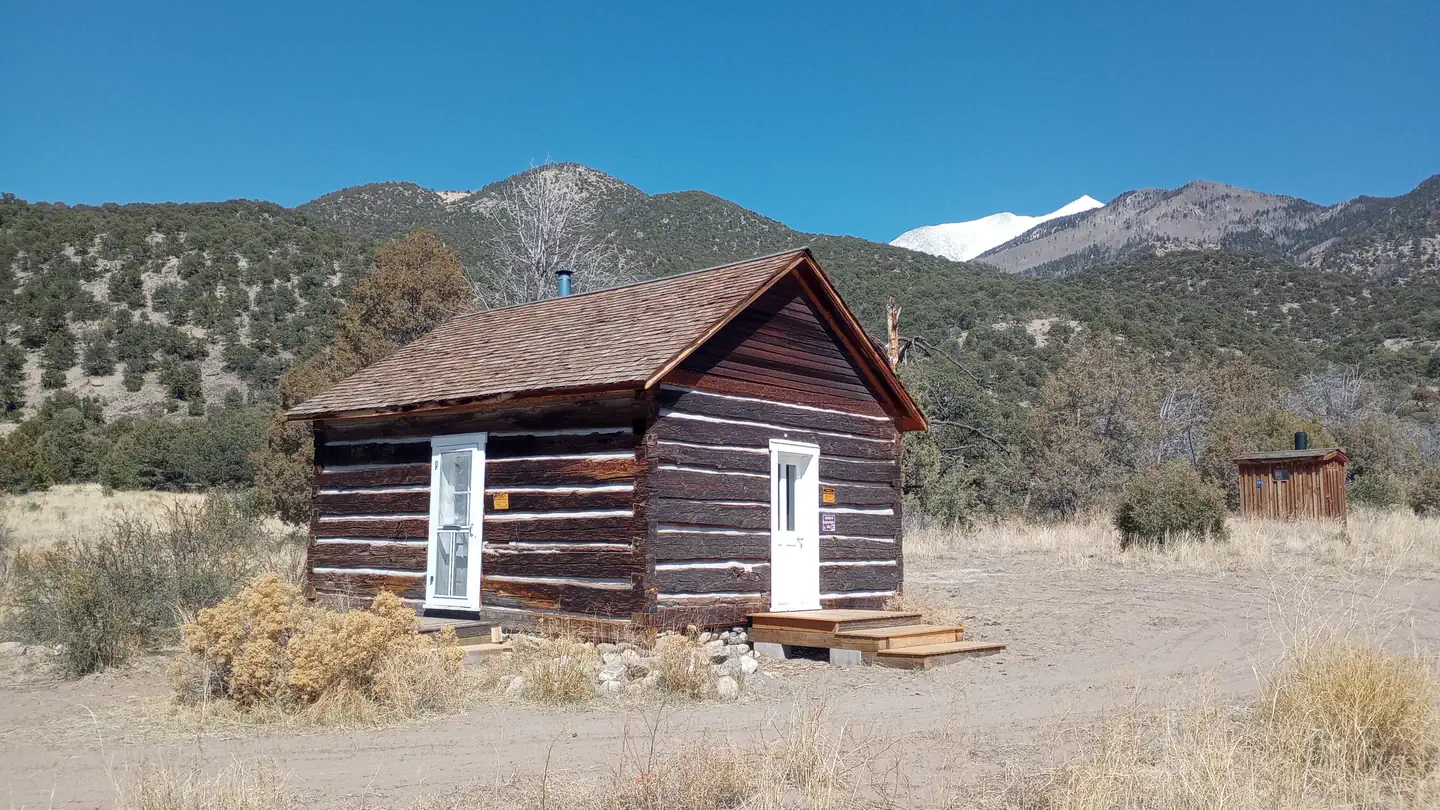 Duncan Cabin photo