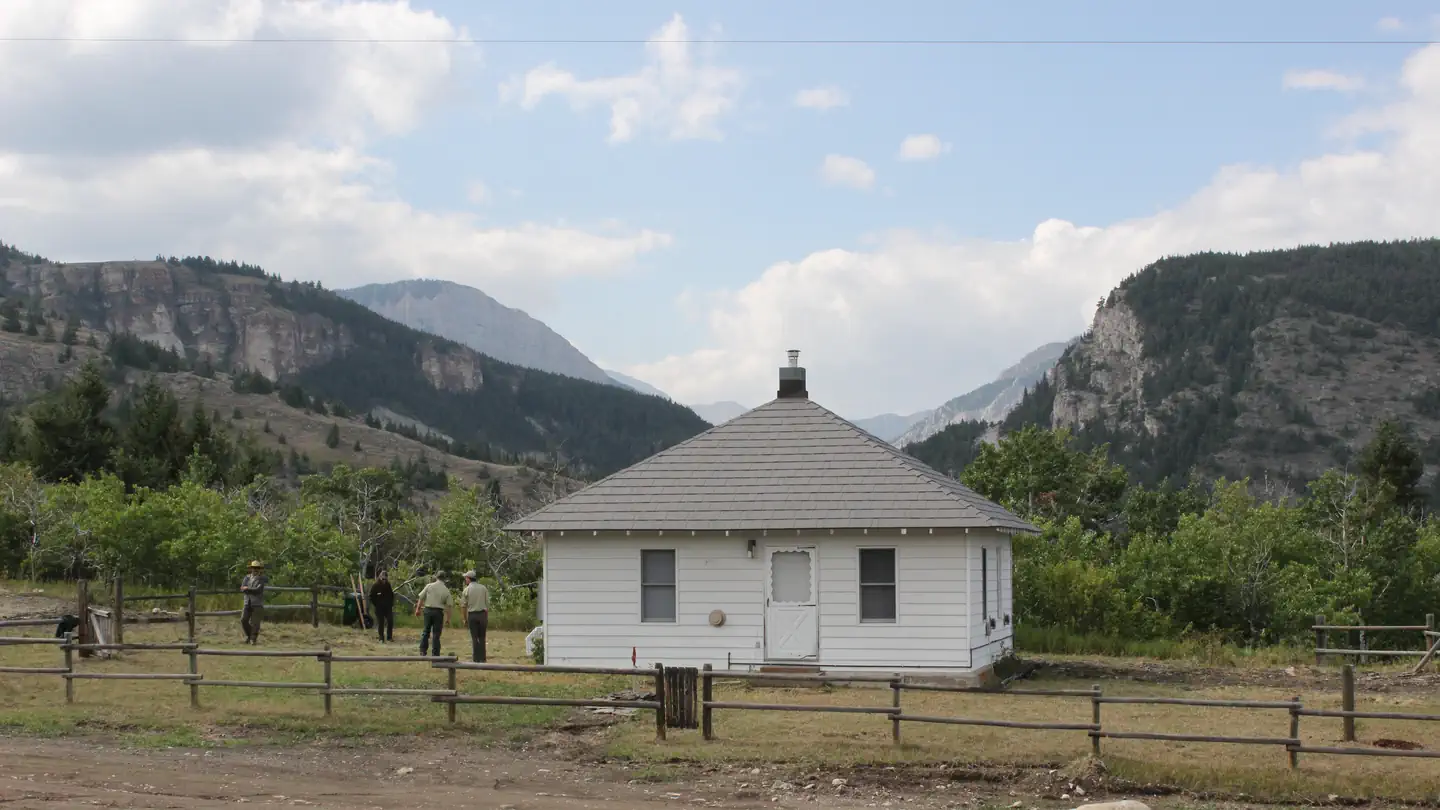 Ear Mountain Cabin photo