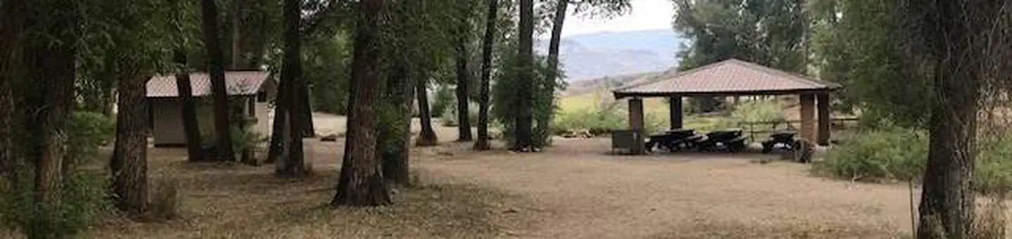 EAST ELK CREEK GROUP CAMPSITE photo 5