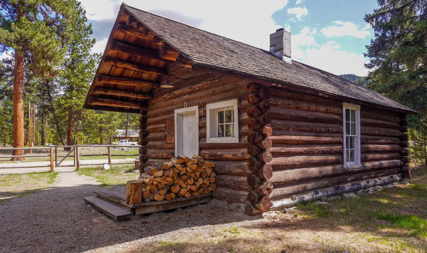 EAST FORK CABIN photo