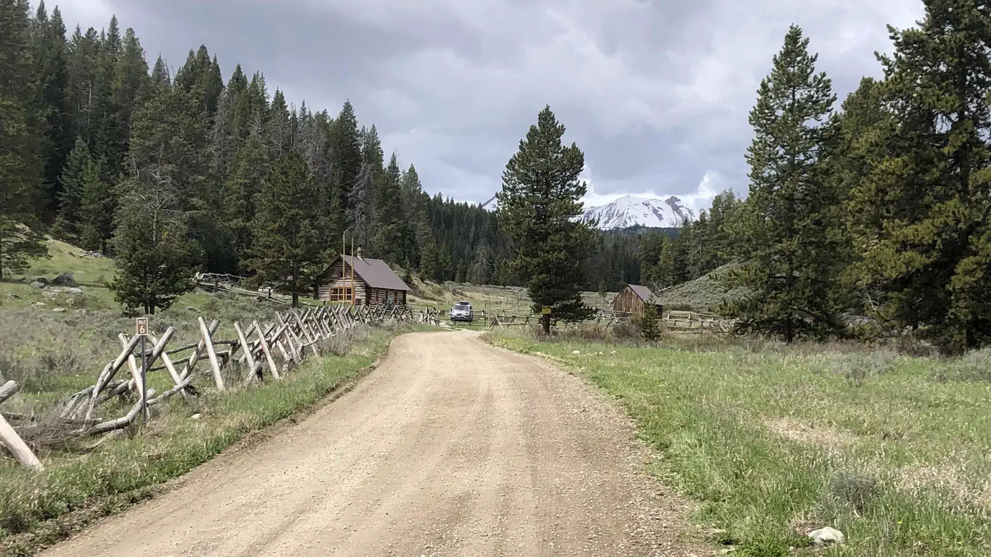 Eldridge Guard Station photo