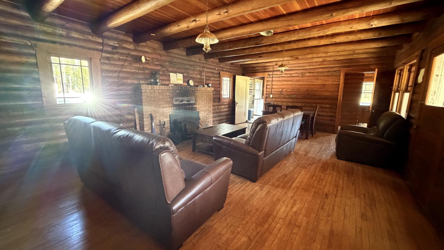ELK CREEK CABINS photo