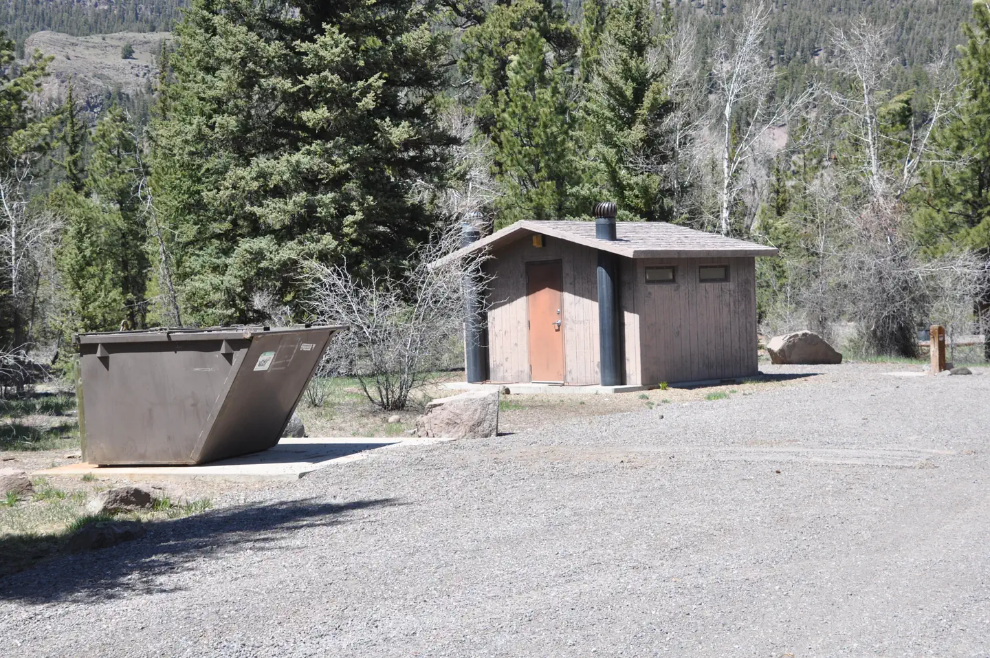 ELK CREEK CAMPGROUND (RIO GRANDE NF) photo 2