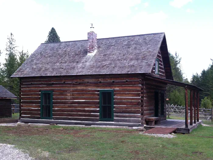 FAIRVIEW RANGER STATION photo 5
