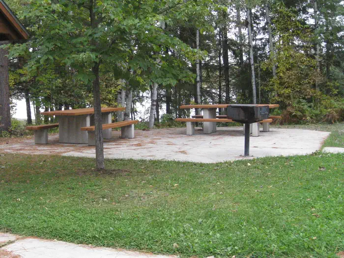 FALL LAKE photo 4
