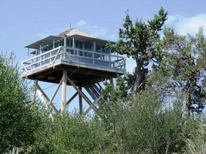 FALL MOUNTAIN LOOKOUT CABIN photo 4