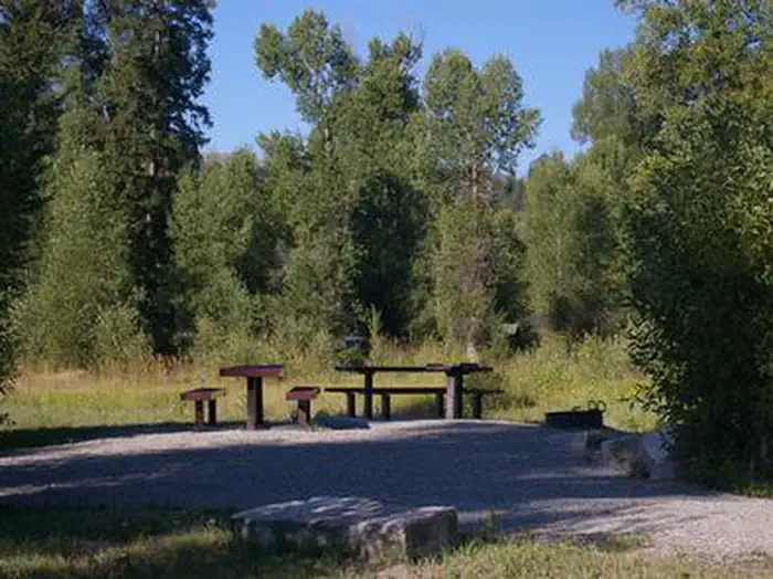 FALLS CAMPGROUND photo 2