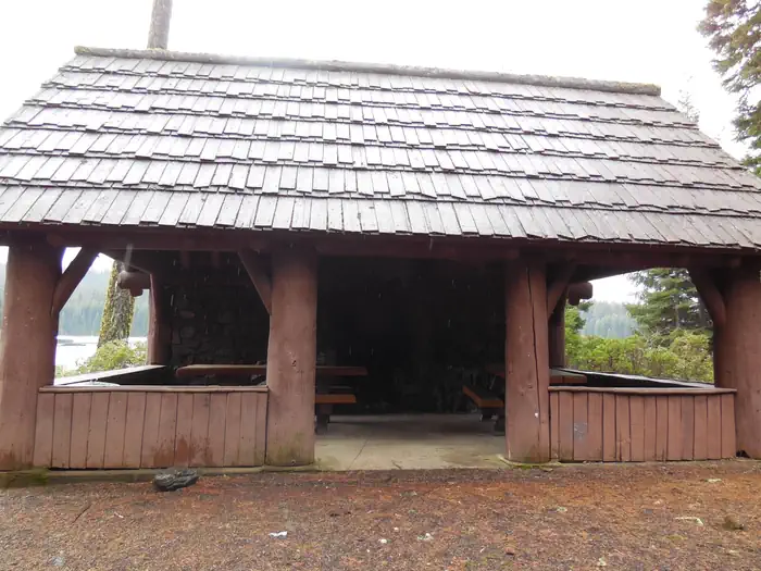 FISH LAKE CAMPGROUND - ROGUE RIVER photo 2