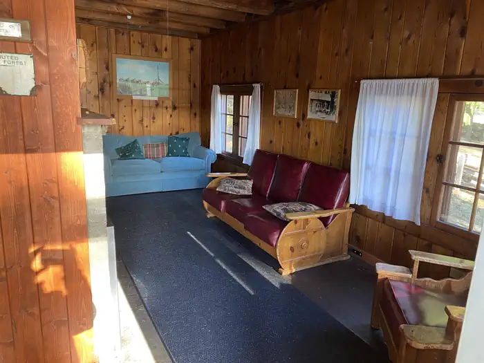 FISH LAKE REMOUNT DEPOT CABINS photo 4