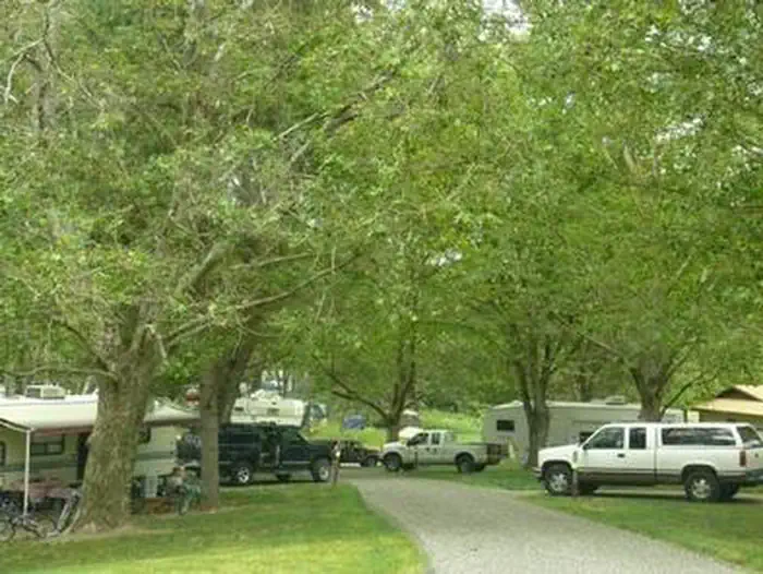 FISHHOOK PARK photo 3