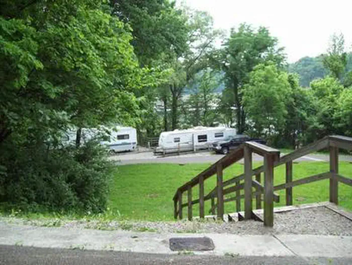 FISHING CREEK CAMPGROUND photo 2