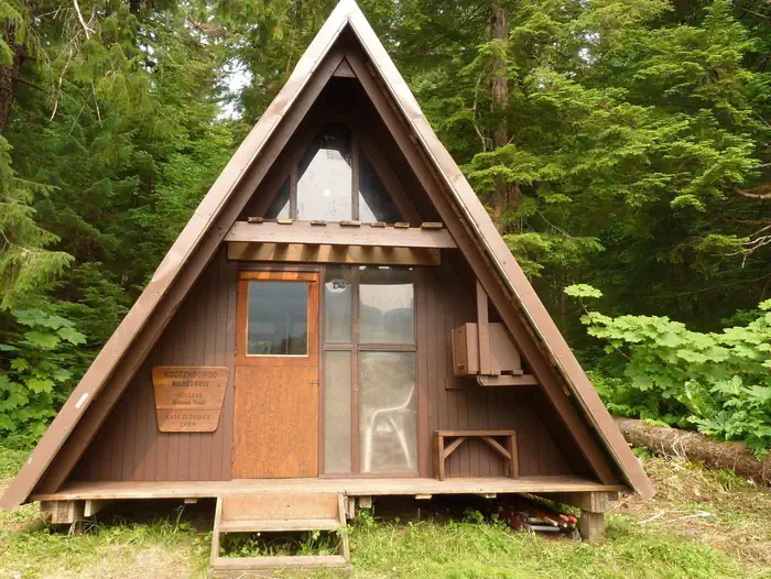 FLORENCE LAKE (EAST) CABIN photo 4