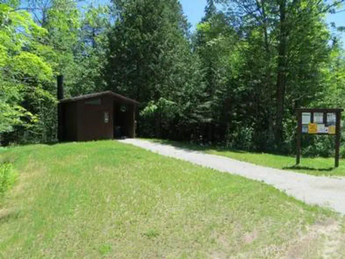 FLOWING WELL CAMPGROUND photo 5