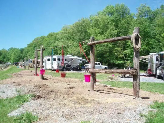 FOX CREEK HORSE CAMP photo 3