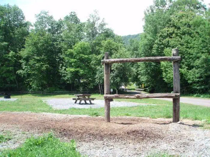 FOX CREEK HORSE CAMP photo 4