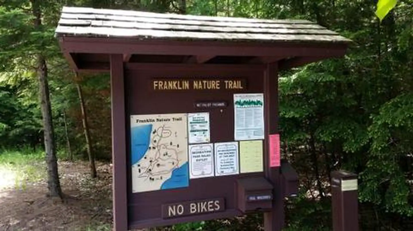 FRANKLIN LAKE photo 5
