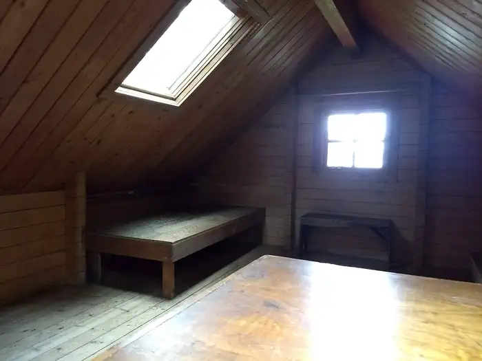 FREDS CREEK CABIN photo 4