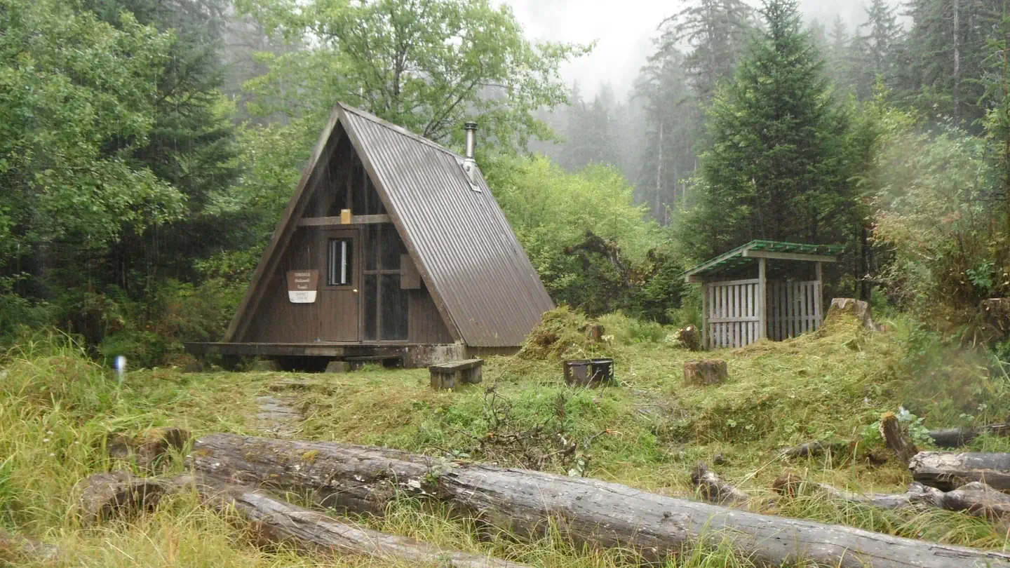 GARNET LEDGE CABIN photo