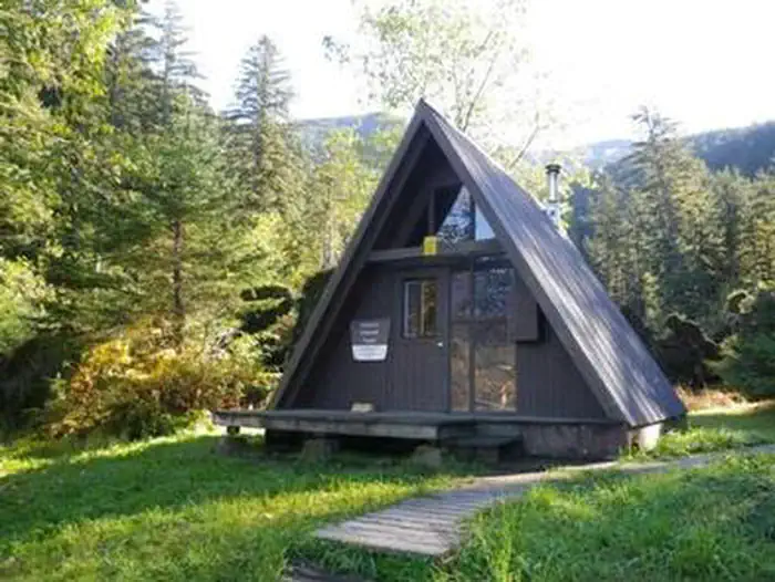 GARNET LEDGE CABIN photo 4