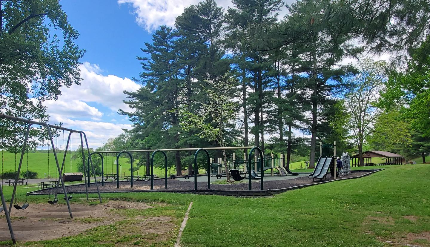 Grandview Playground Shelter photo 2
