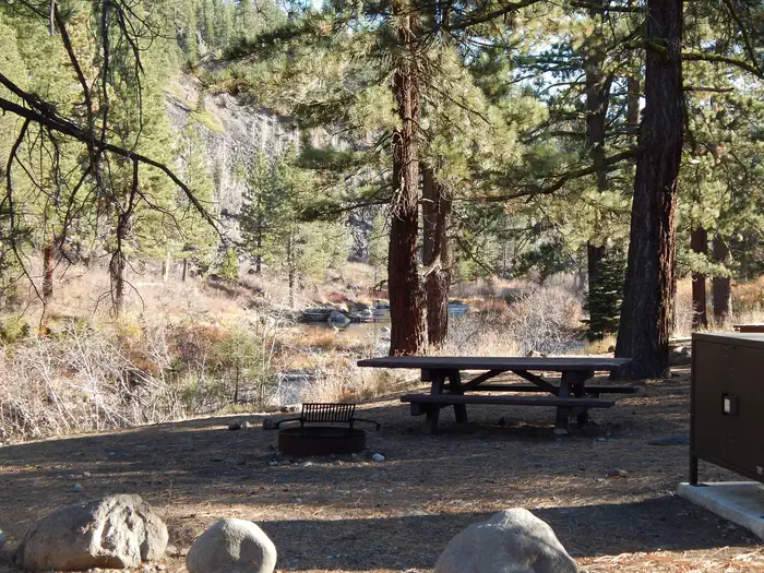 GRANITE FLAT (CALIFORNIA) photo 3