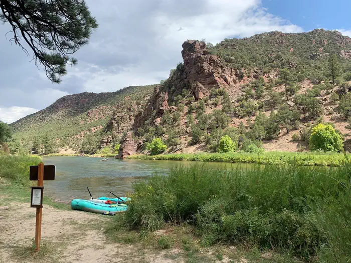GREEN RIVER FLOAT-IN CAMPSITES photo 2