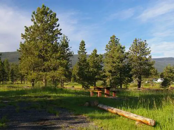 GREENS LAKE photo 3