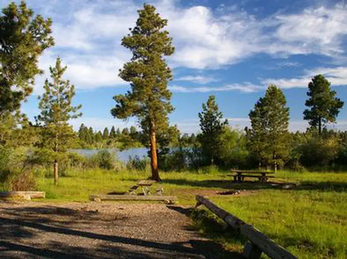 GREENS LAKE photo 5