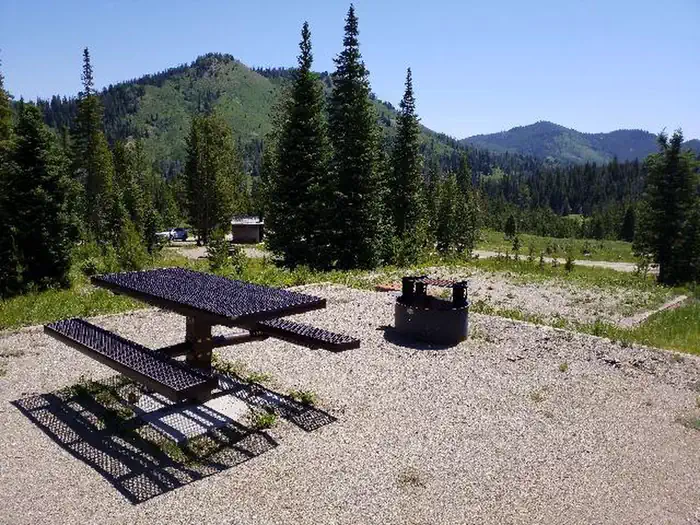 Hahns Peak Lake Campground - Medicine-Bow Routt NF (CO) photo 4