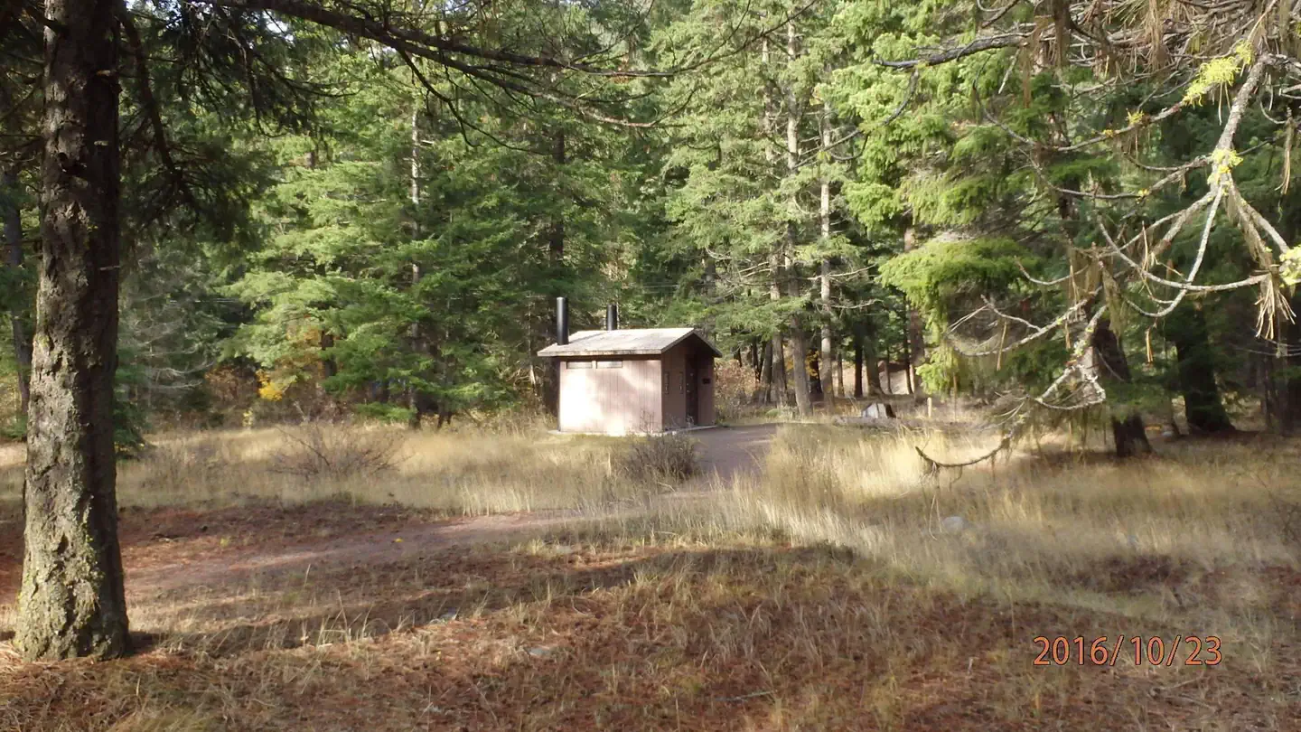 HALFWAY FLAT CAMPGROUND photo 3