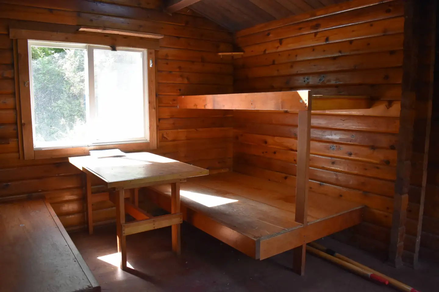 HECKMAN LAKE CABIN photo 3