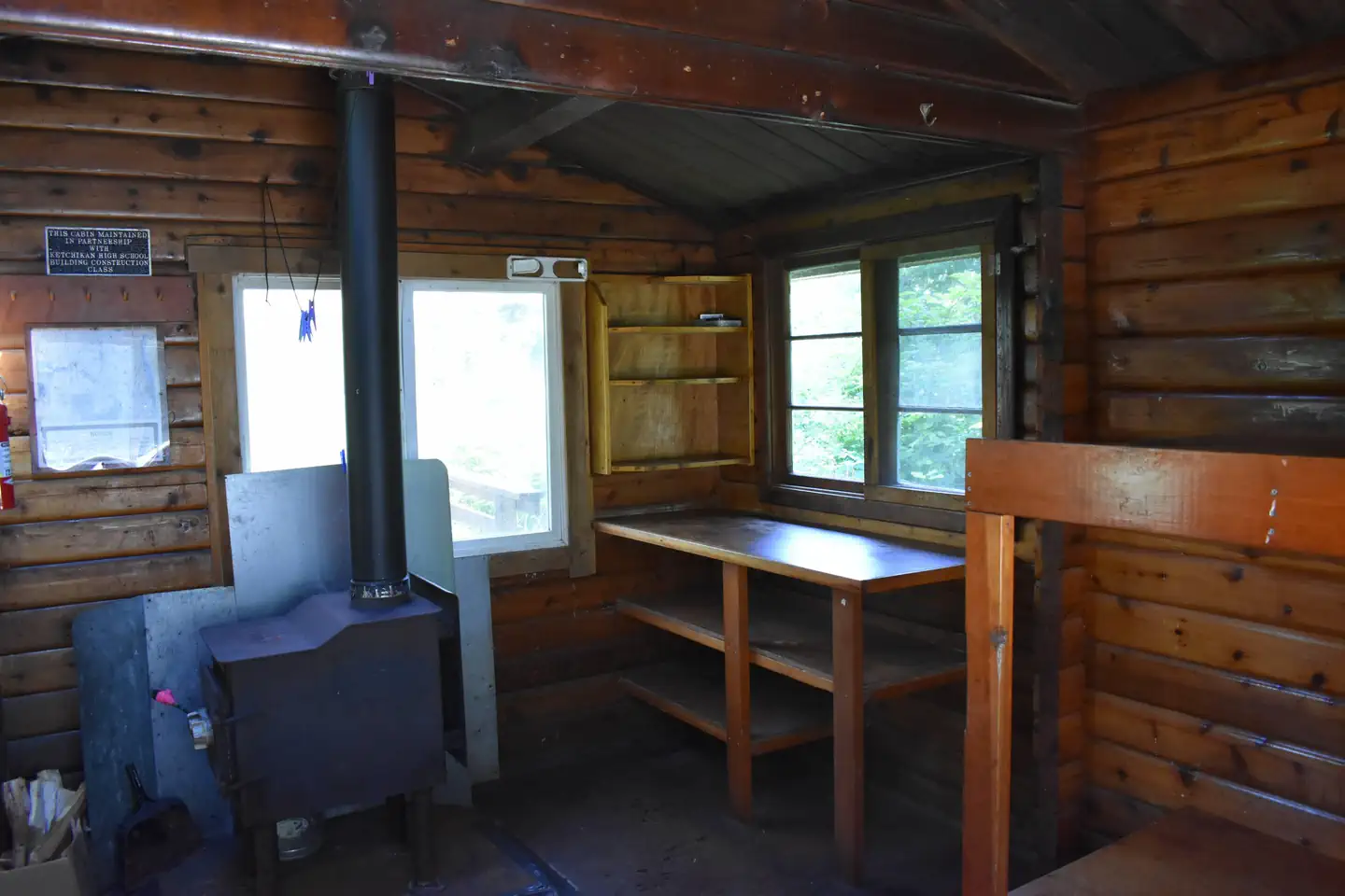 HECKMAN LAKE CABIN photo 5