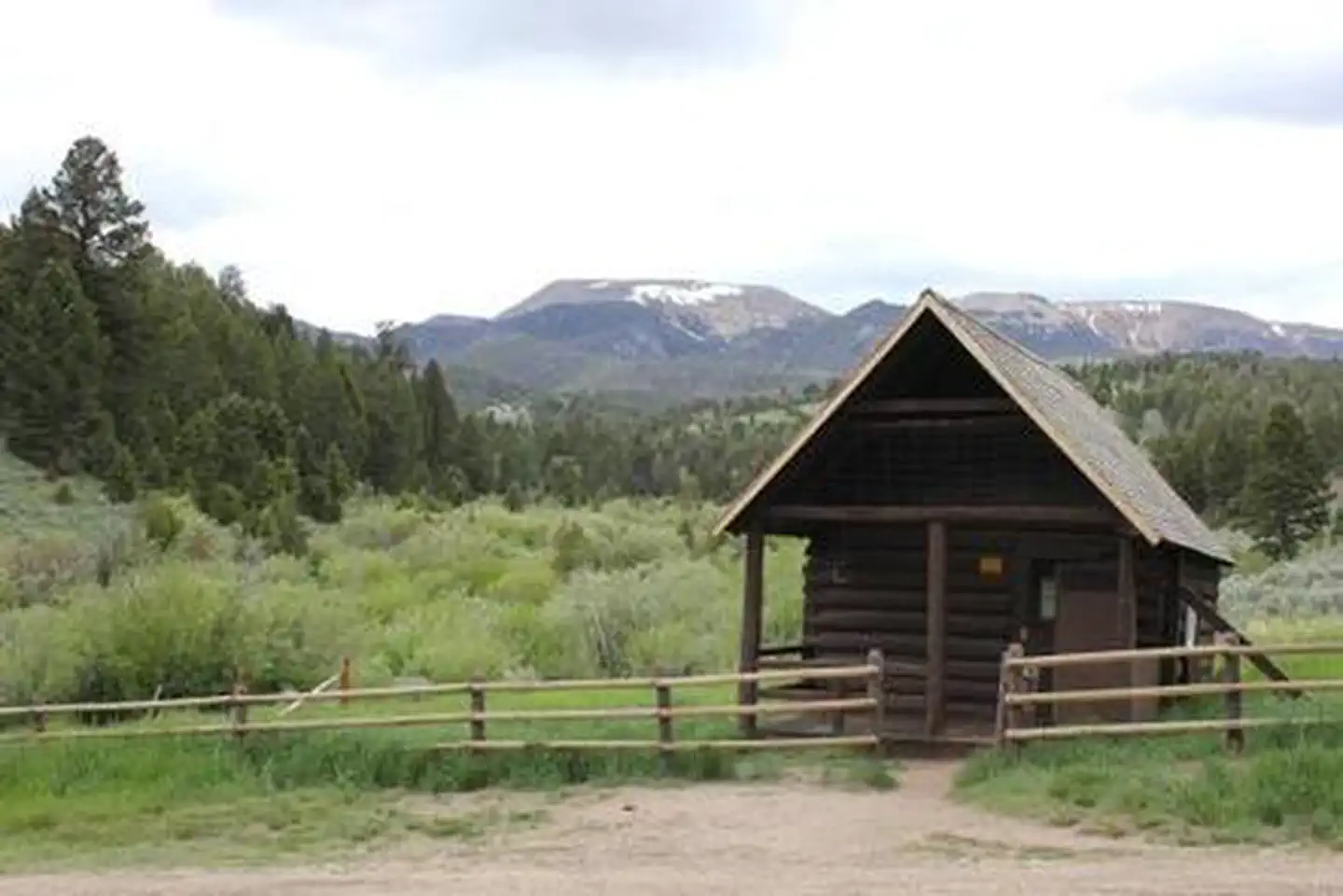 HELLS CANYON GUARD STATION photo 2