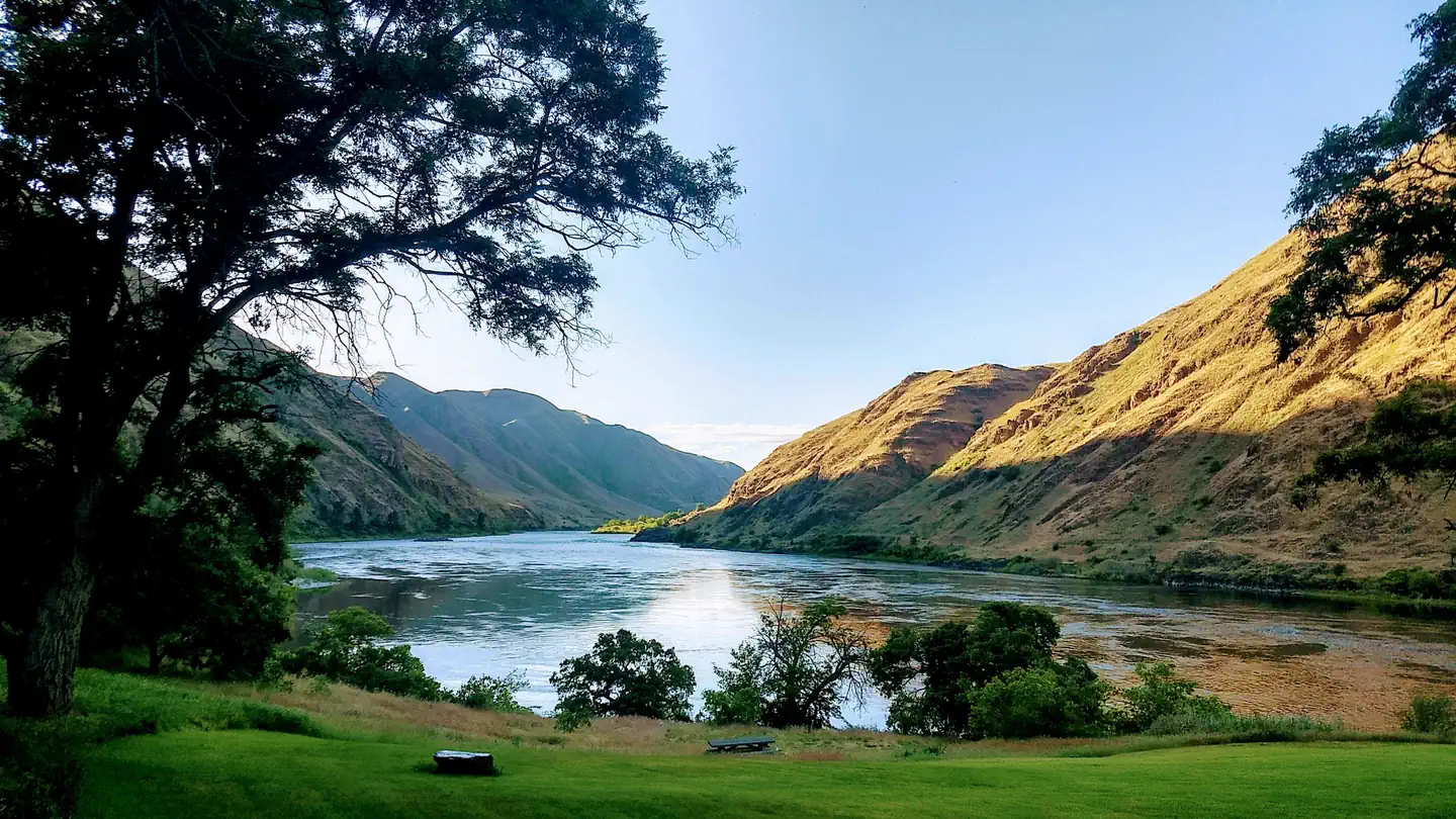 Hells Canyon - Snake River (Powerboat) photo 2