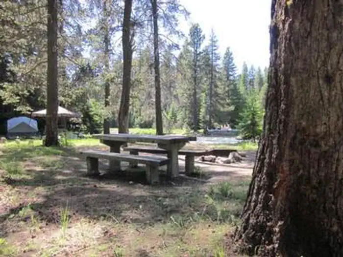 HELLS CROSSING CAMPGROUND photo 4