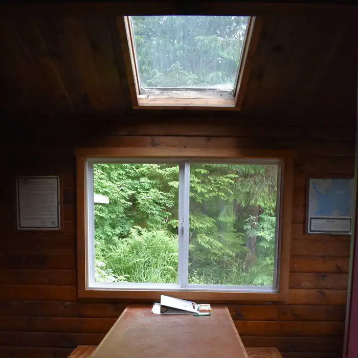 HELM BAY CABIN photo 2